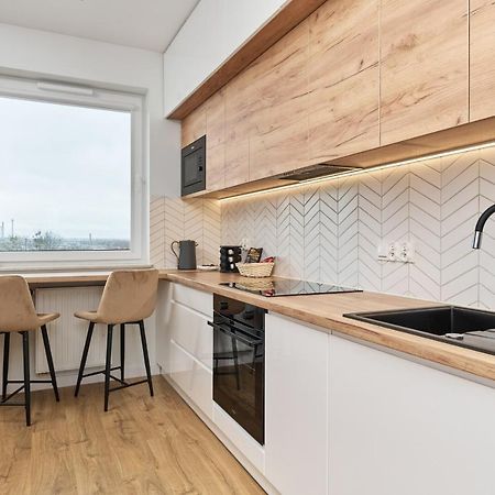 Miedziana 6 & 18 Apartment With Free Garage Wroclaw By Renters Ngoại thất bức ảnh