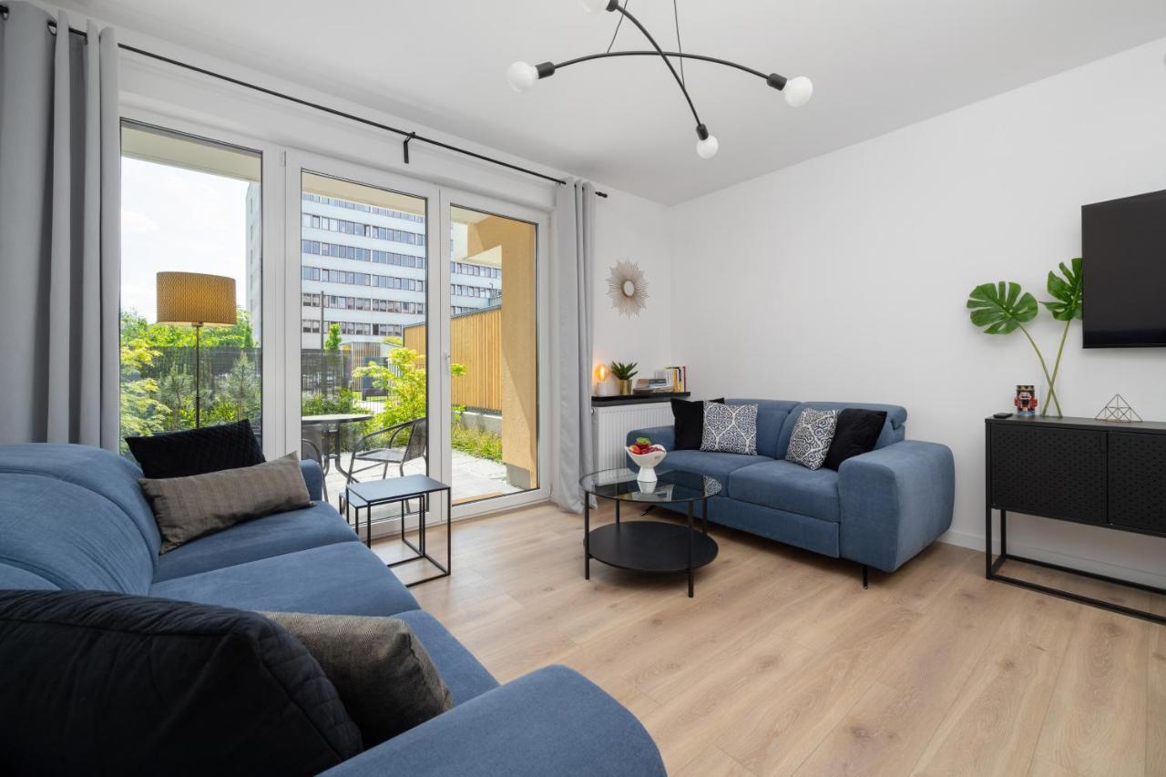 Miedziana 6 & 18 Apartment With Free Garage Wroclaw By Renters Ngoại thất bức ảnh