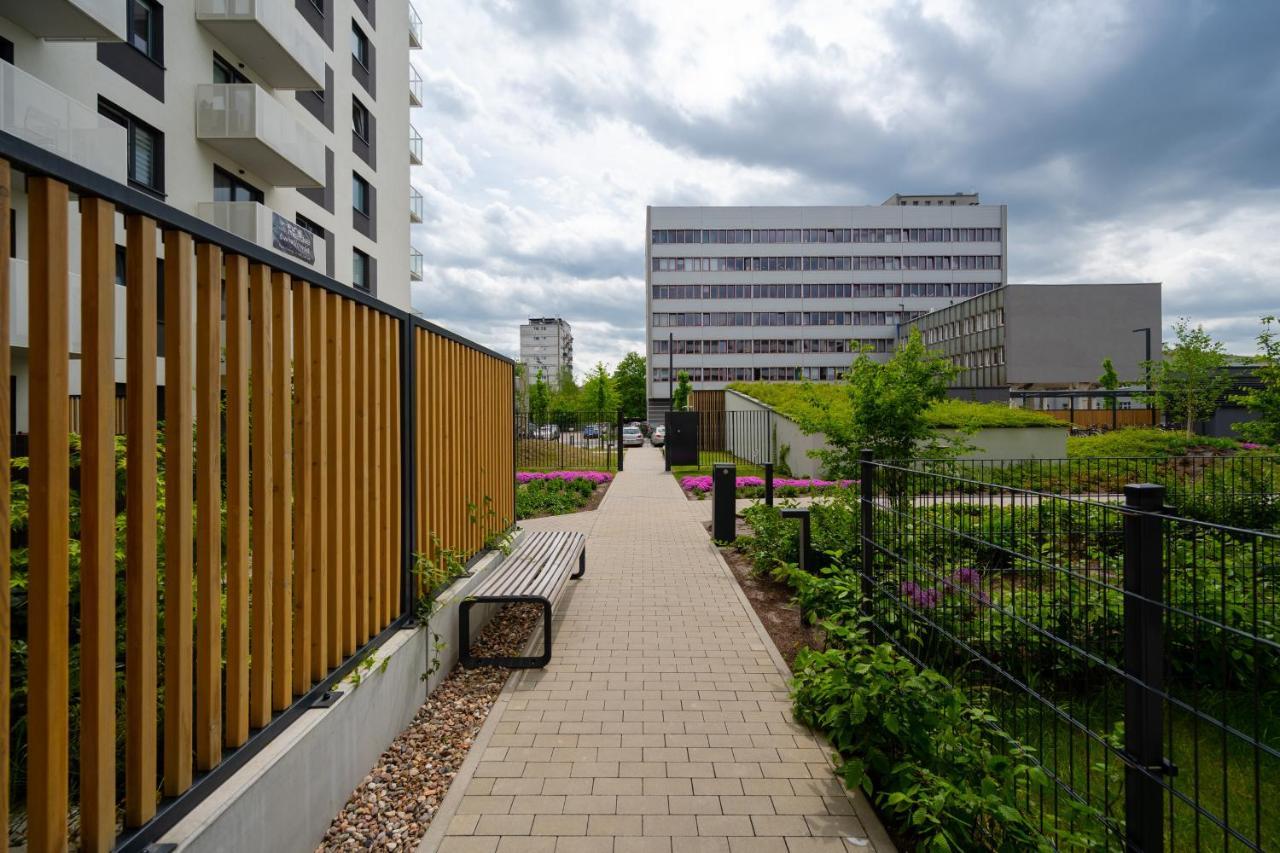 Miedziana 6 & 18 Apartment With Free Garage Wroclaw By Renters Ngoại thất bức ảnh
