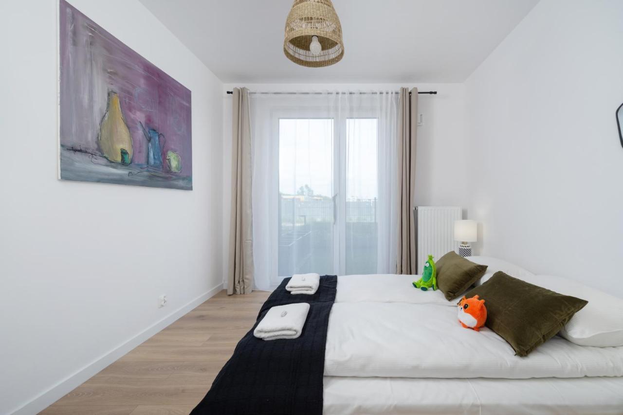 Miedziana 6 & 18 Apartment With Free Garage Wroclaw By Renters Ngoại thất bức ảnh