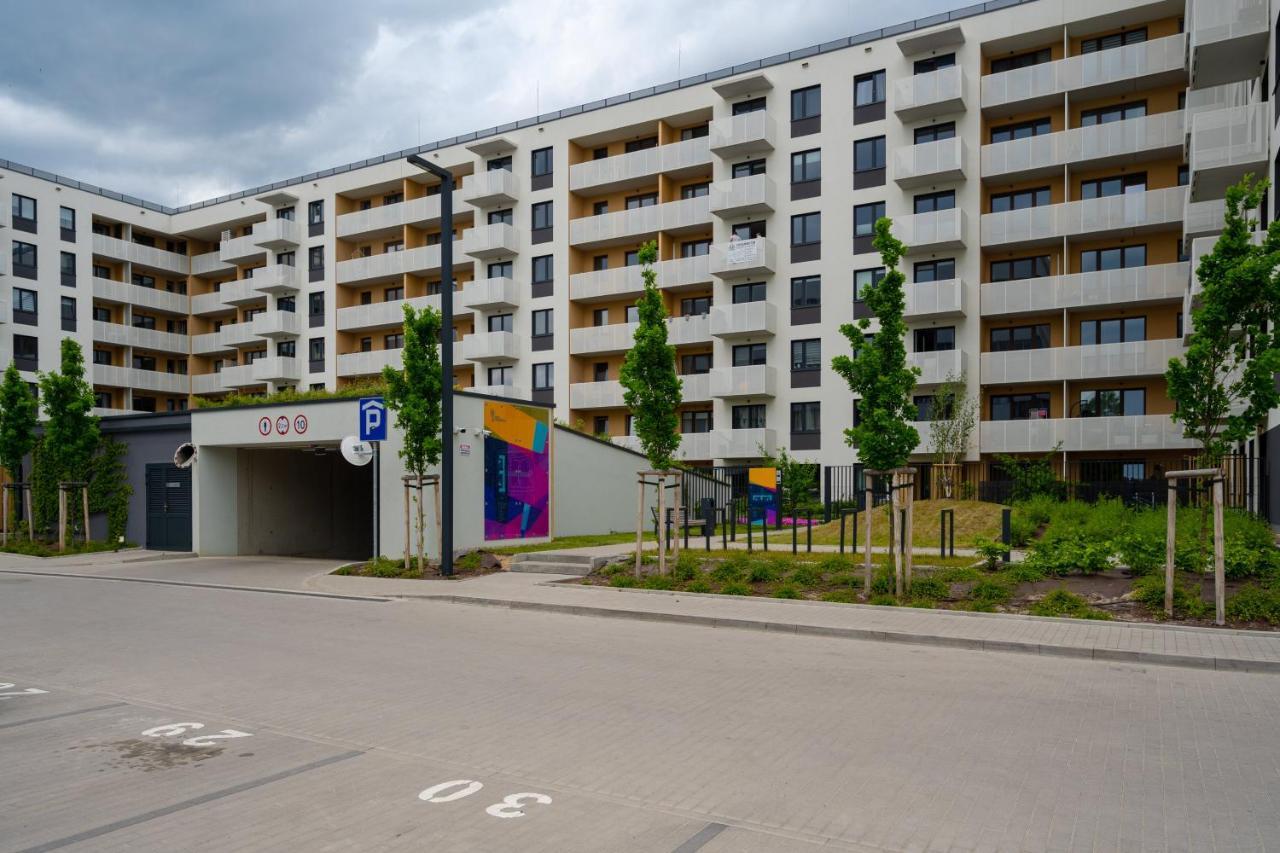Miedziana 6 & 18 Apartment With Free Garage Wroclaw By Renters Ngoại thất bức ảnh