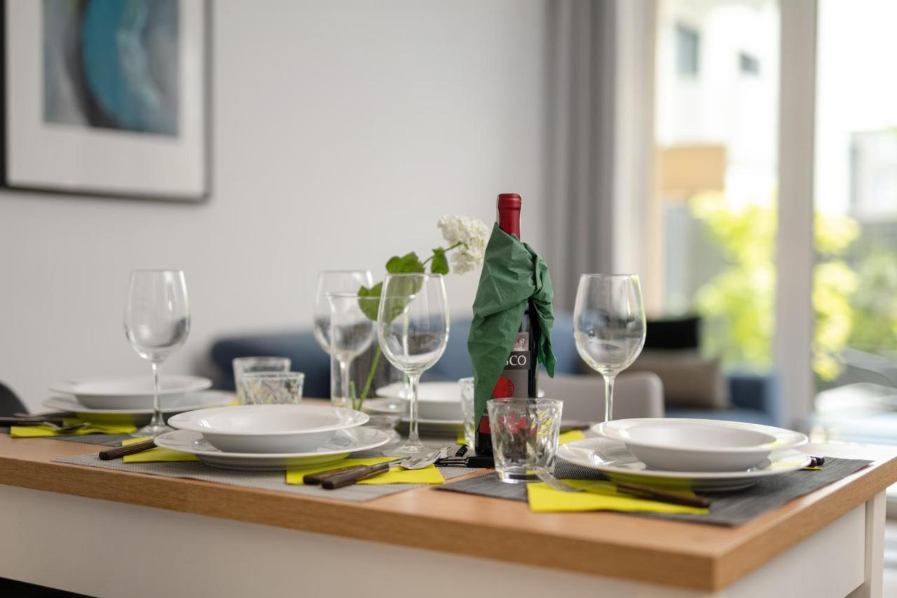 Miedziana 6 & 18 Apartment With Free Garage Wroclaw By Renters Ngoại thất bức ảnh
