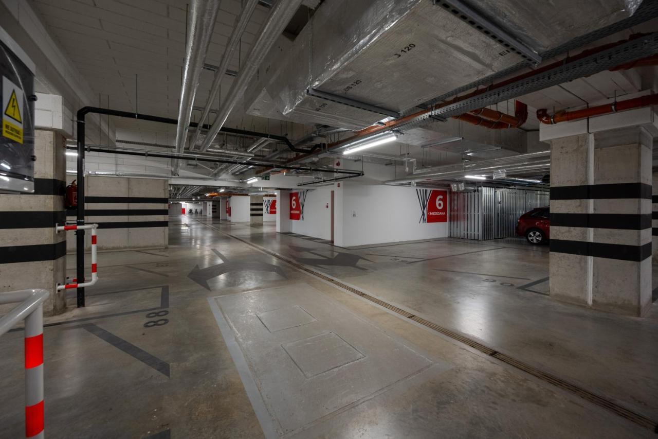 Miedziana 6 & 18 Apartment With Free Garage Wroclaw By Renters Ngoại thất bức ảnh