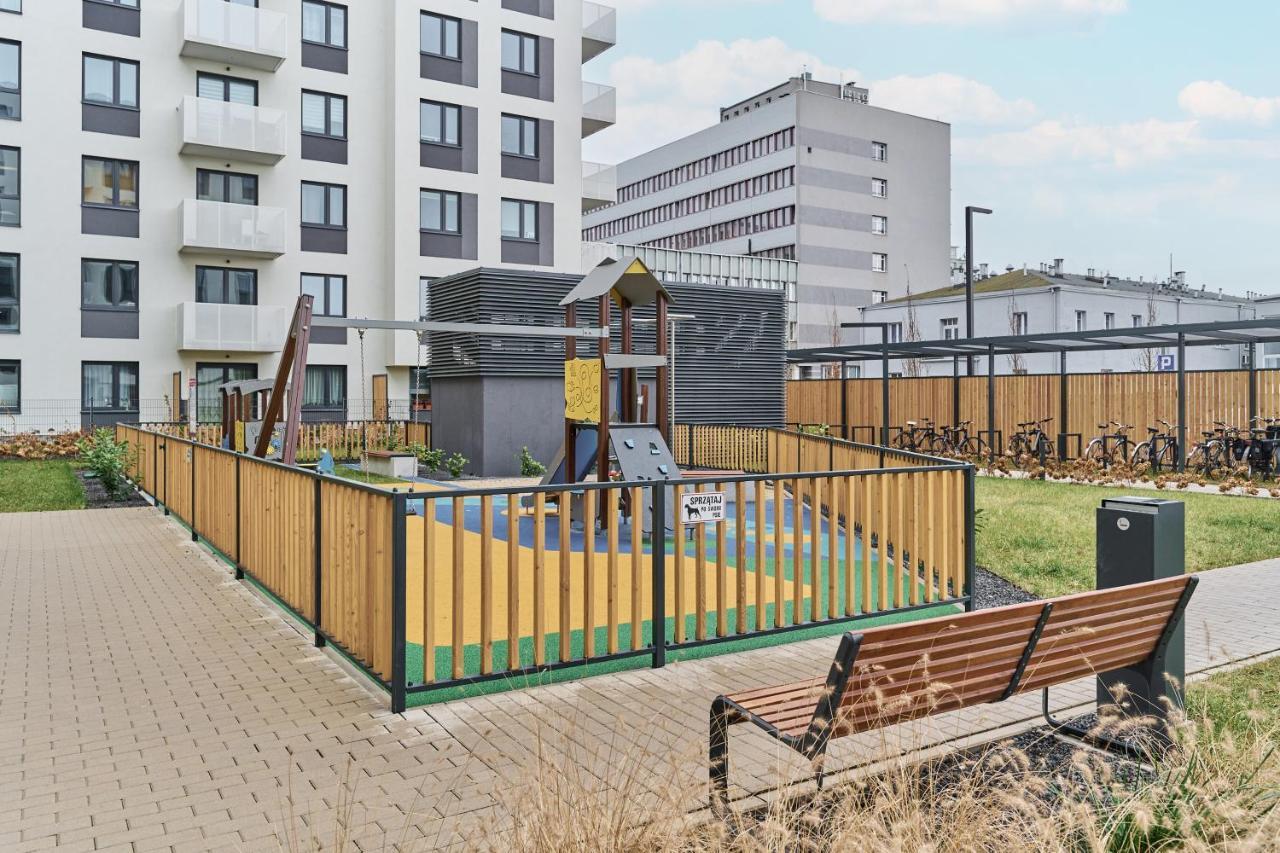 Miedziana 6 & 18 Apartment With Free Garage Wroclaw By Renters Ngoại thất bức ảnh